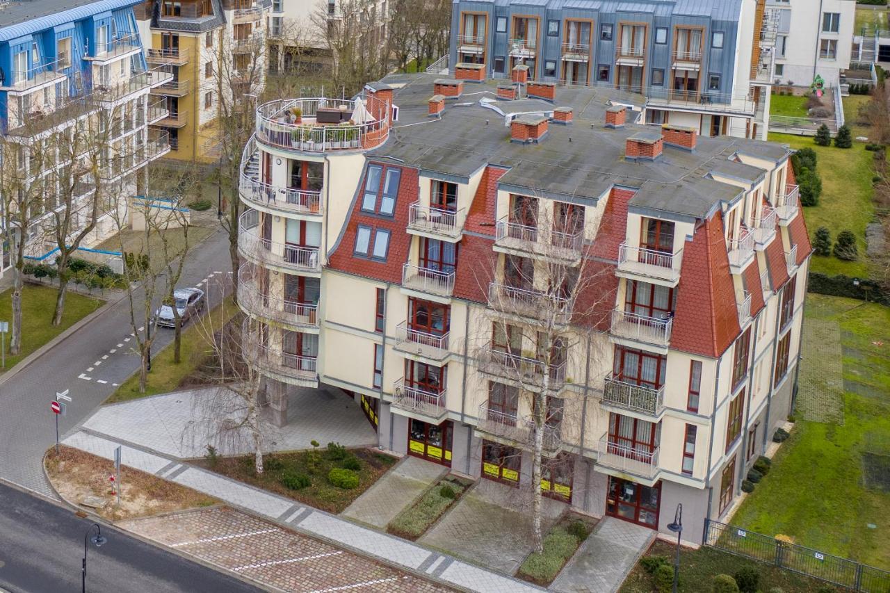 Ambria Apartments Promenada Свиноуйсьце Экстерьер фото