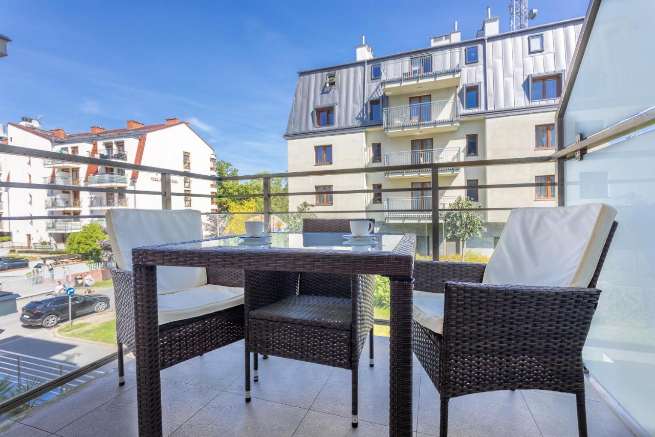 Ambria Apartments Promenada Свиноуйсьце Экстерьер фото